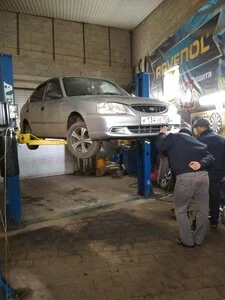 Автозапчасти — фото из справочника